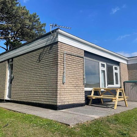 2 Bedroom Holiday Chalet Near Bude Kilkhampton Extérieur photo