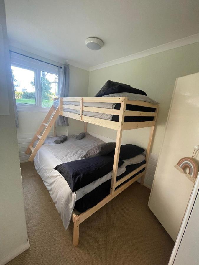 2 Bedroom Holiday Chalet Near Bude Kilkhampton Extérieur photo