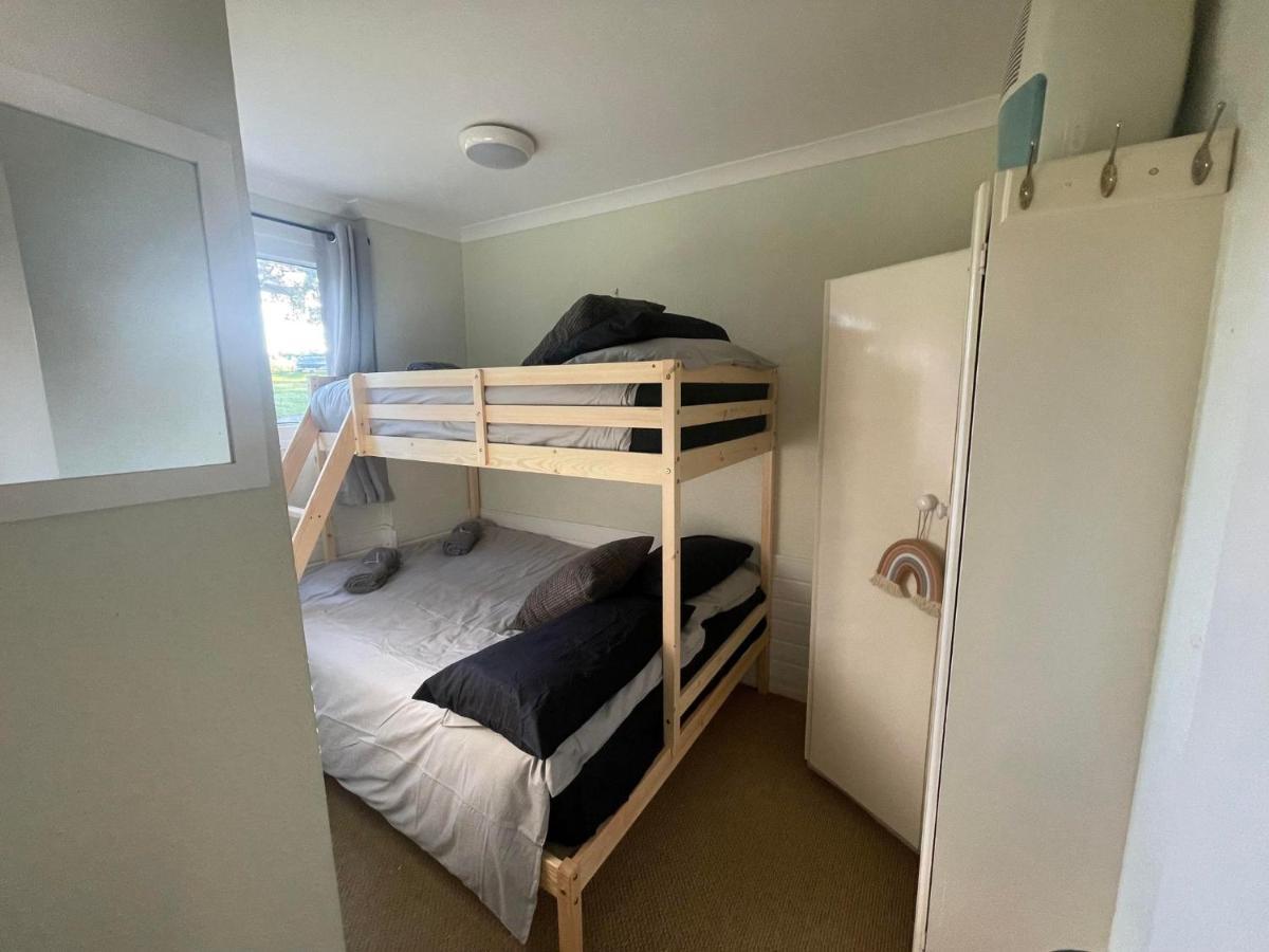 2 Bedroom Holiday Chalet Near Bude Kilkhampton Extérieur photo